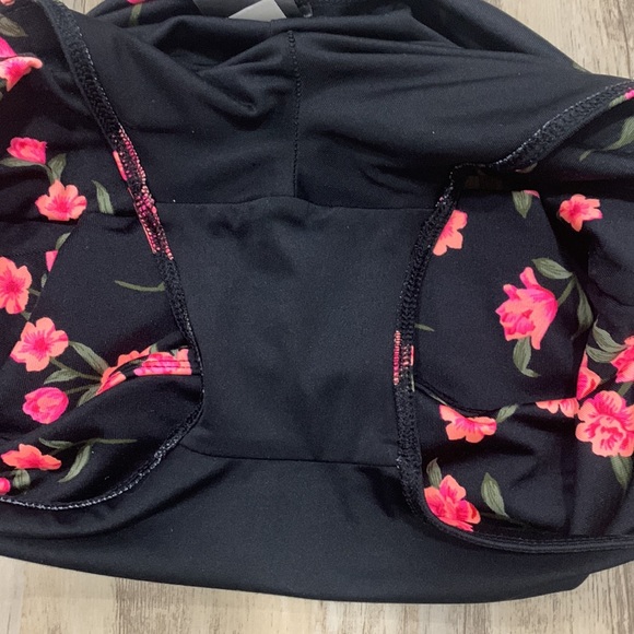 PINK Sport Ditsy Floral Two Piece Criss Cross Bikini Swimsuit Shorts Small - Picture 11 of 12